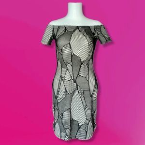 BAILEY BLUE Black Off The Shoulder Bodycon Dress